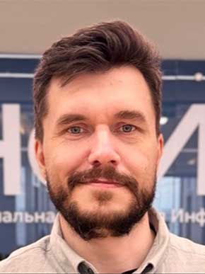 Александр Макаров